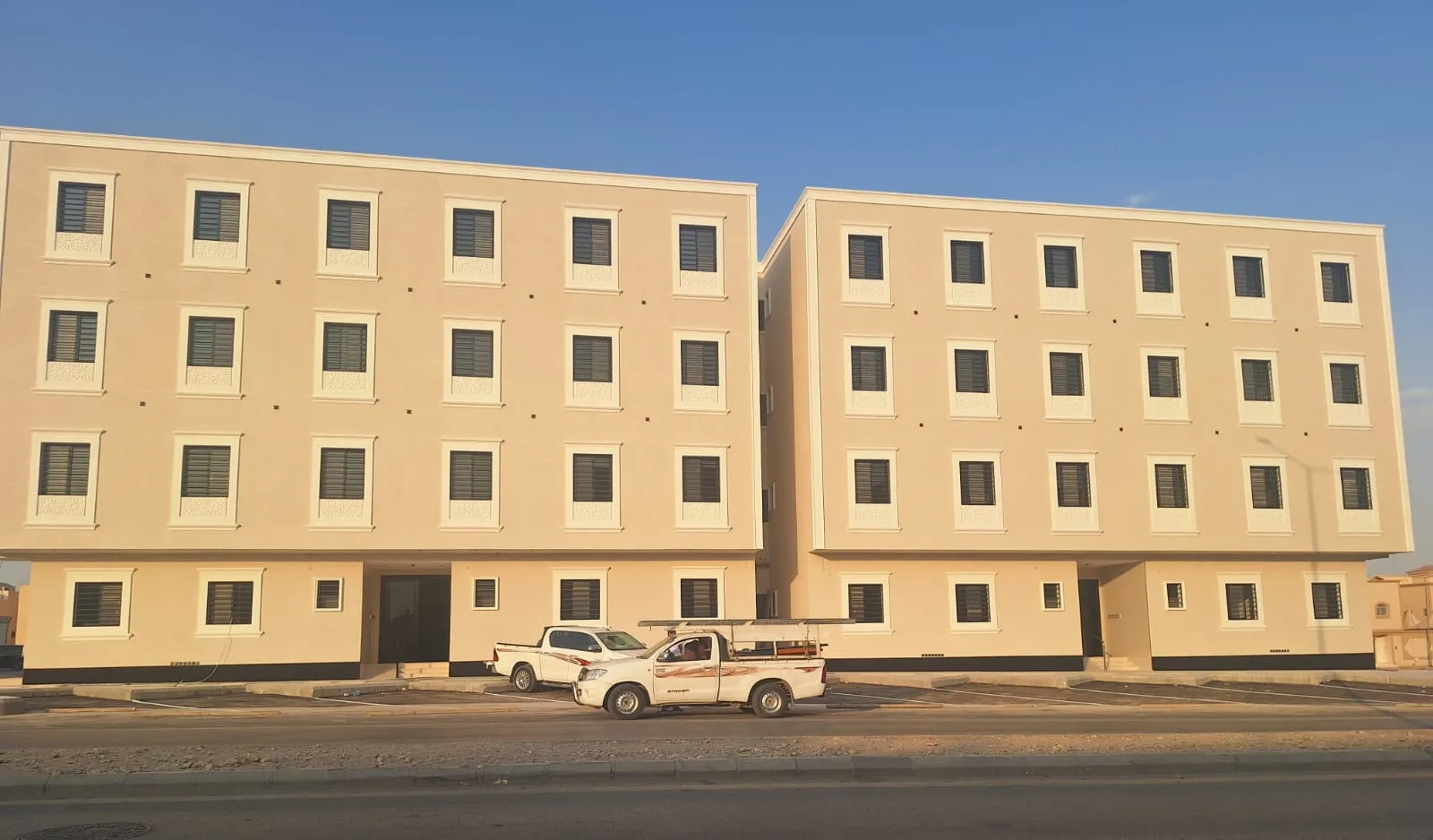 أفضل مقاول بالرياض لبناء الفلل والمنازل وترميم وتشطيب